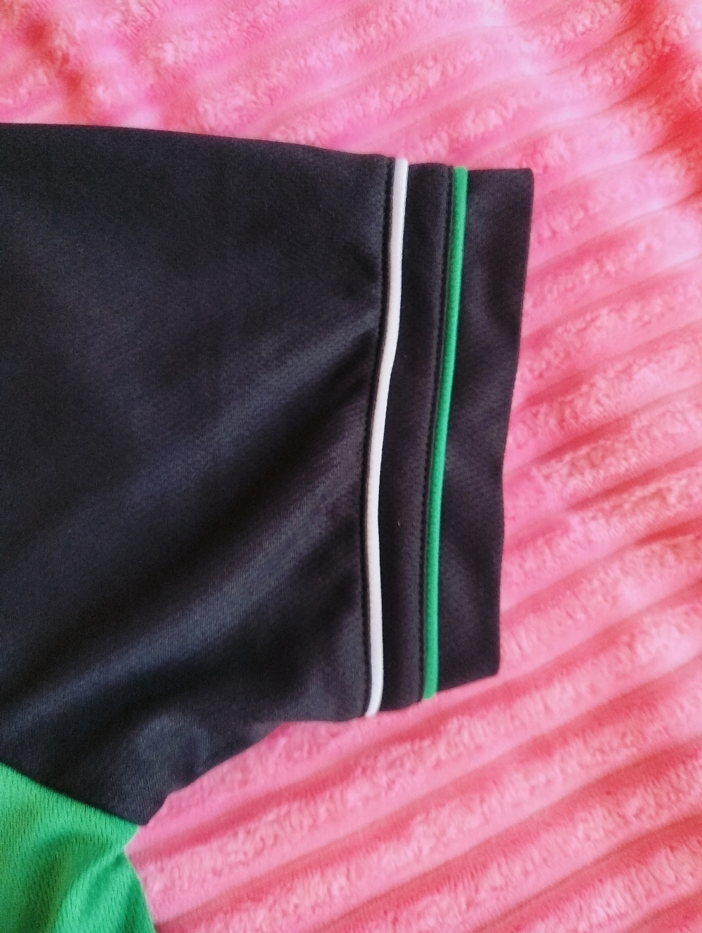 NEW Ultra Game Boston Celtics Green & Black Jersey - Medium - Picture 5 of 8